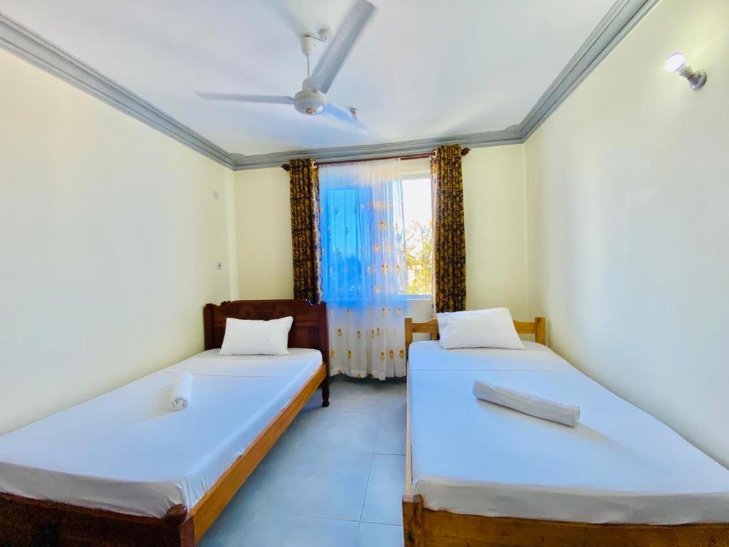 Mine Is A Bnb House, With 3 Bedrooms. One Master Bedroom. It'S I Pavilion Suites Apartment, Block 1House N. Момбаса Екстериор снимка